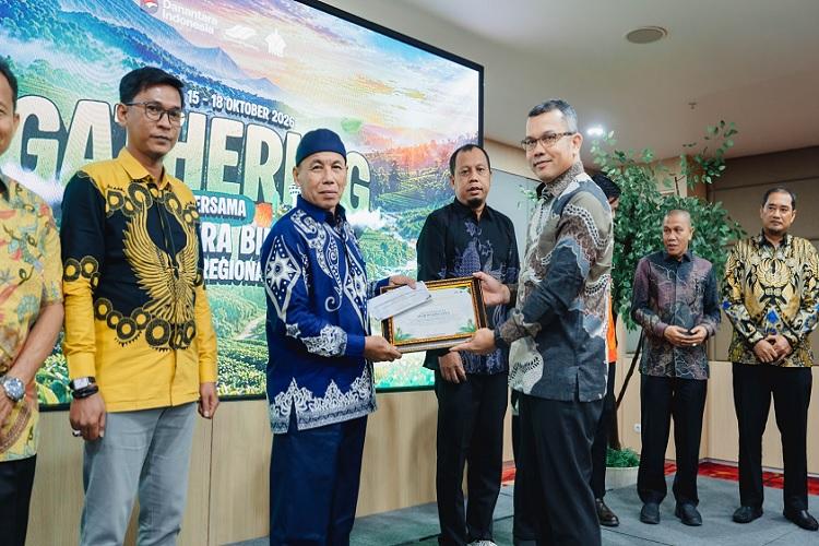 Sebanyak 4.390 Ha Kebun Petani Mitra PTPN IV PalmCo Kantongi Sertifikasi RSPO